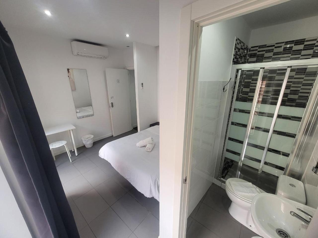 Ayz Frailes - Auto Check-In Property (Adults Only) Málaga Exterior foto